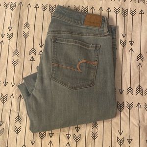 American Eagle Super Stretch Skinny Jeans 6 short